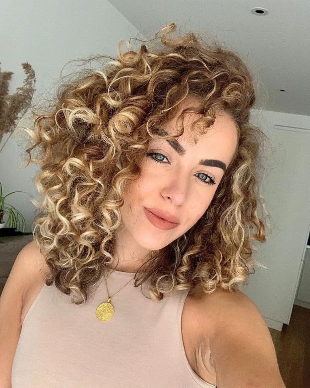 Highlighted Dark Blonde Curls