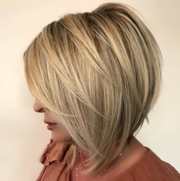 Inverted Bob with Angled Layers