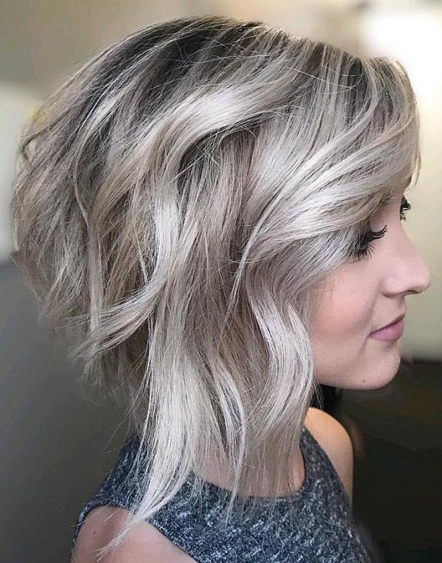 Inverted Bob With Loose Waves