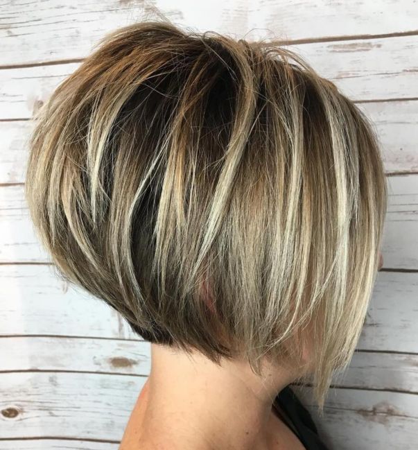Jaw-Length Stacked Bob With Highlights