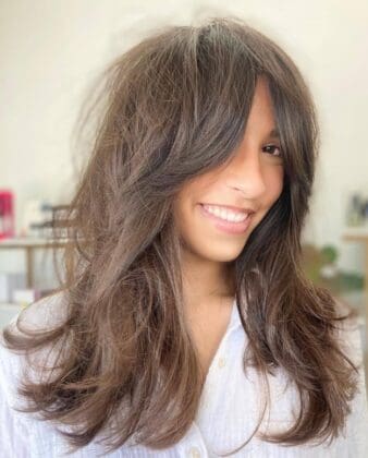28 Feathered Hair Looks Cut in a Stylish Way