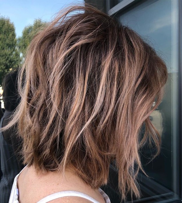 Long Shaggy Bob With Bronde Highlights