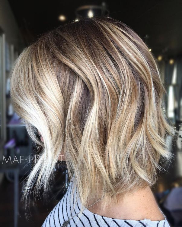 Long Wavy Caramel Blonde Bob