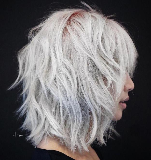 Medium Razor-Layered Gray Bob