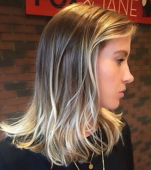 medium shoulder length straight hairstyle