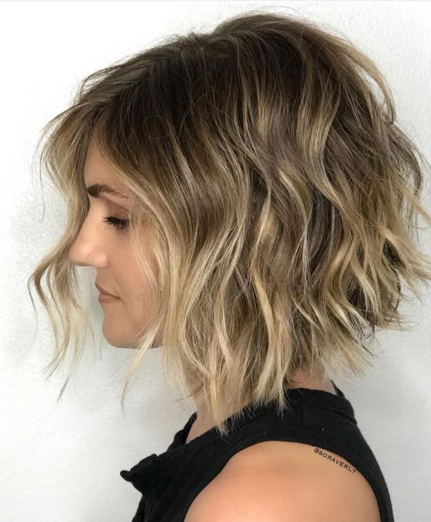 Messy Wavy Bob For Fine Hair