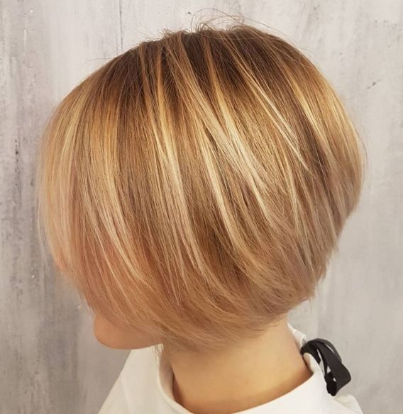 New Feathery Bob For Fine Hair