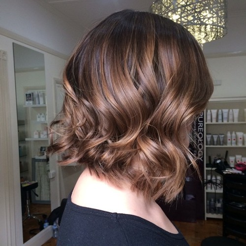 Shaggy Wavy Bob with Balayage Highlights