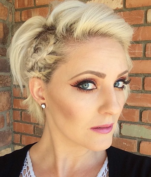 short blonde hairstyle with side braids