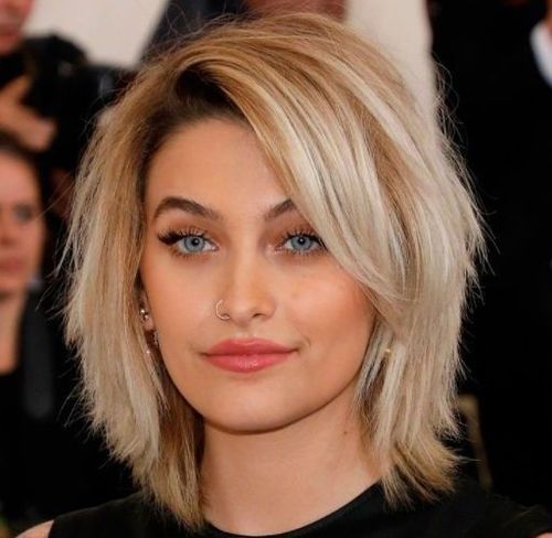 Short Layered Bob Hairstyle