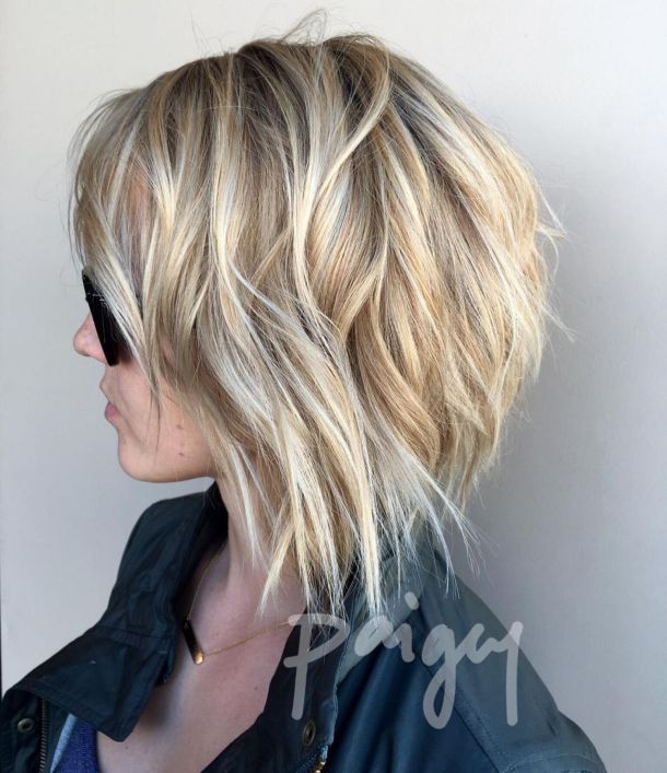 Tousled Bob With Honey Blonde Balayage