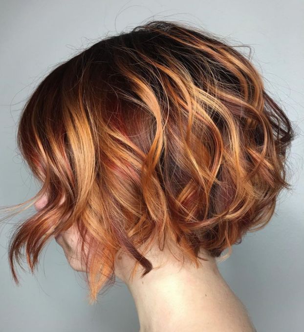 Two-Tone Wavy Bob