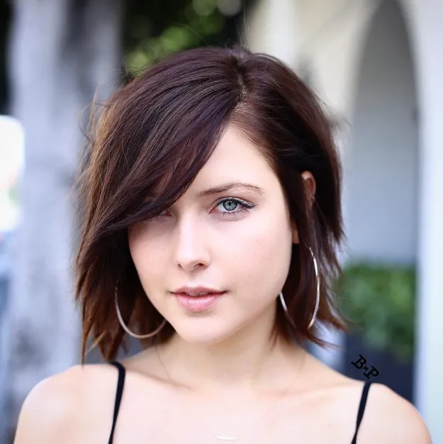 41 Elegant Short Bob Haircuts and Hairstyles with Bangs