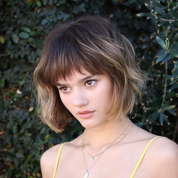 41 Elegant Short Bob Haircuts and Hairstyles with Bangs