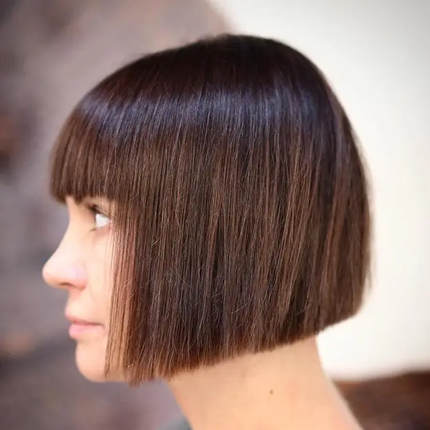 41 Elegant Short Bob Haircuts and Hairstyles with Bangs