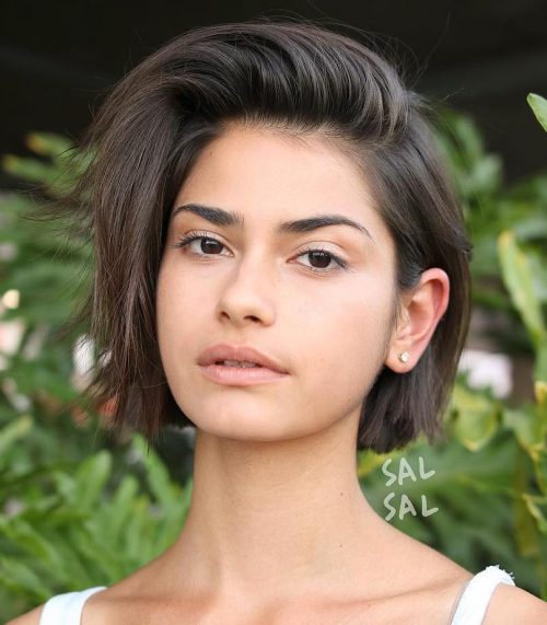 47 Current Ideas of Most Flattering Short Hairstyles for Round Faces