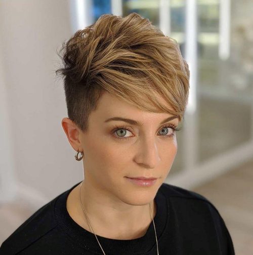 47 New Short Hair with Bangs Ideas and Hairstyles for 2024