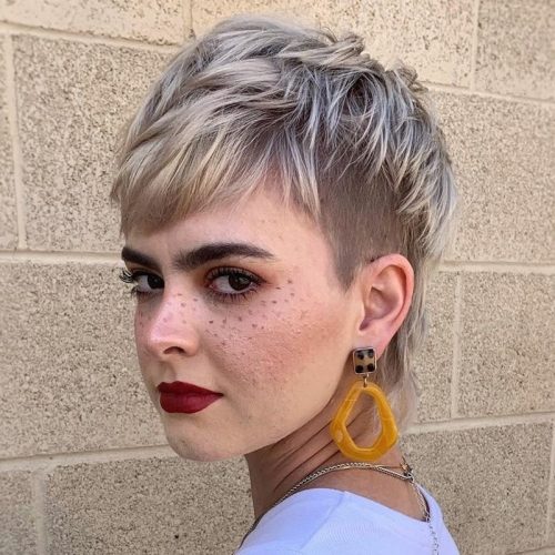 43 New Pixie Cut with Bangs Ideas for the Current Season