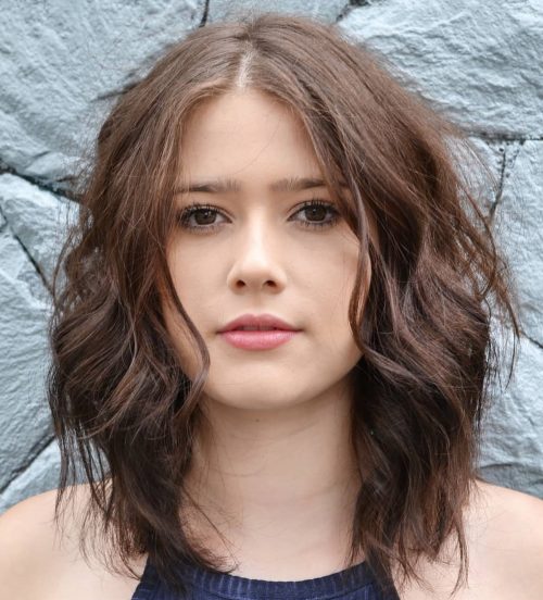 47 Versatile Bob Haircuts for Round Faces for 2025