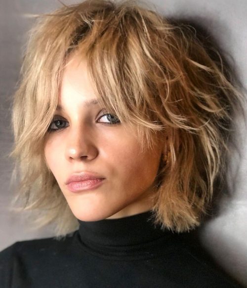 47 Best Bob Haircuts and Bob Hairstyles for 2025