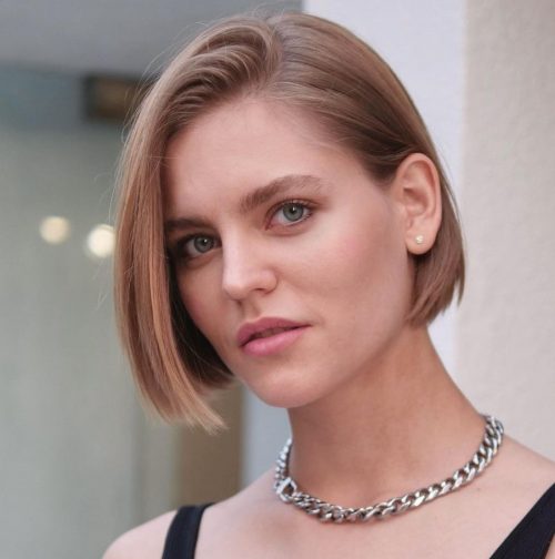 29 Stylish Chin-Length Haircuts for Women in 2024