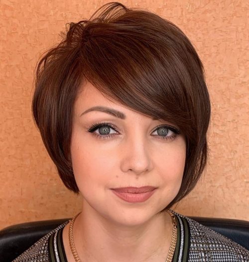 47 Current Ideas of Most Flattering Short Hairstyles for Round Faces