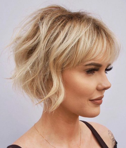 45 Best Short Haircuts For Women 2024