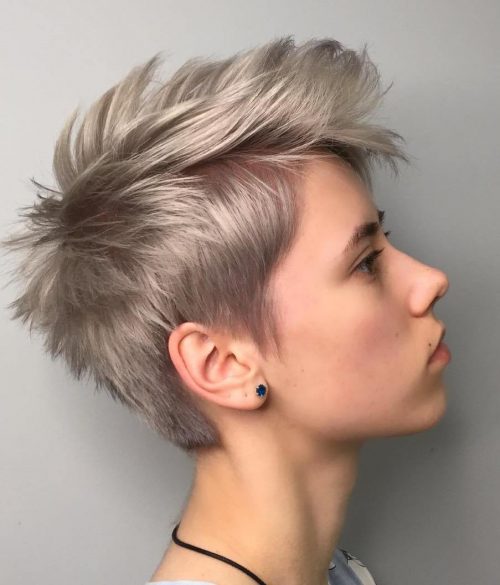 43 New Pixie Cut with Bangs Ideas for the Current Season