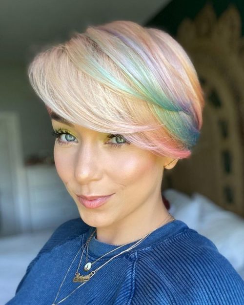 41 Fresh Pixie Haircuts with Bold Colors for Women