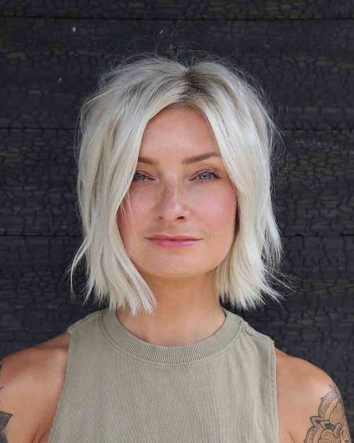 16 Best Short Hairstyles For Women Over 40 In 2023