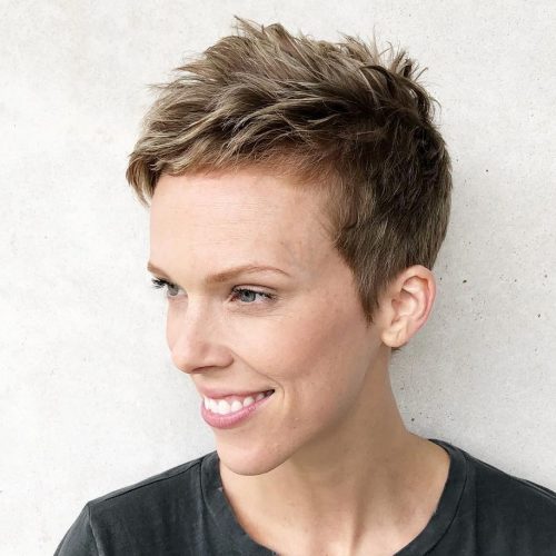 45 Best Short Haircuts for Thin Hair 2024