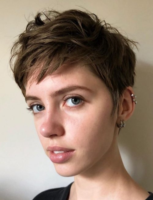 41 Fresh Pixie Haircuts with Bold Colors for Women