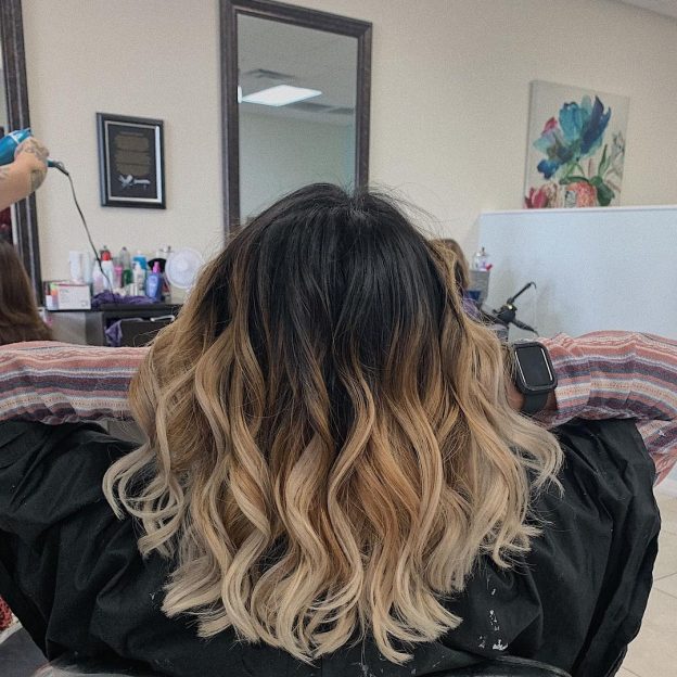 Blonde Hair with Dark Roots: 30+ Stunning Styles