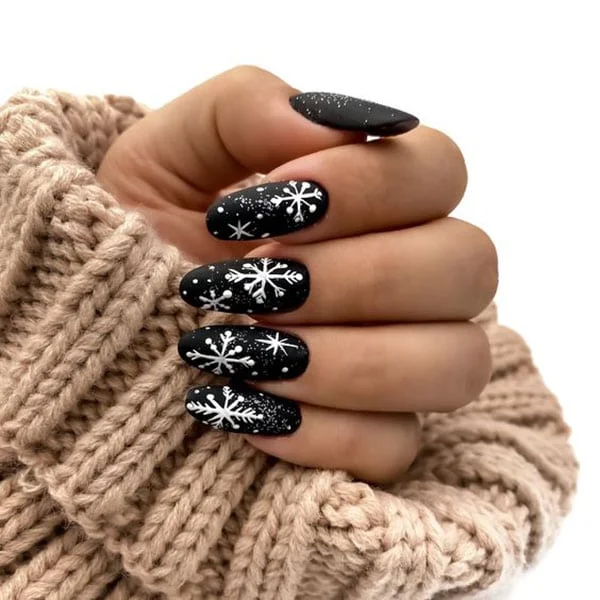 Black-Winter-Nails