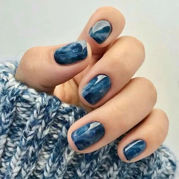 Blue-Marble-Nails