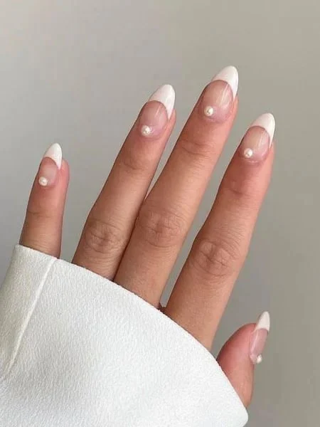 Classic-French-Manicure-with-Pearls