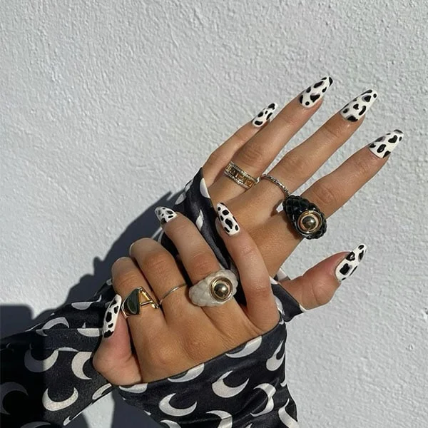 Cow-Print-All-Over_Nail-Ideas_alicejuniper