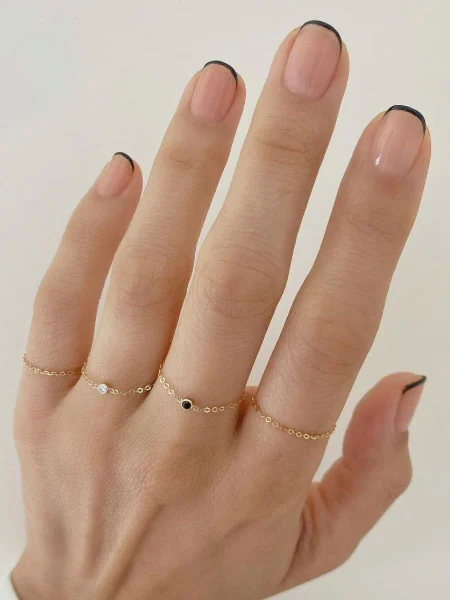 Dainty-Black-French-Tip-Nails