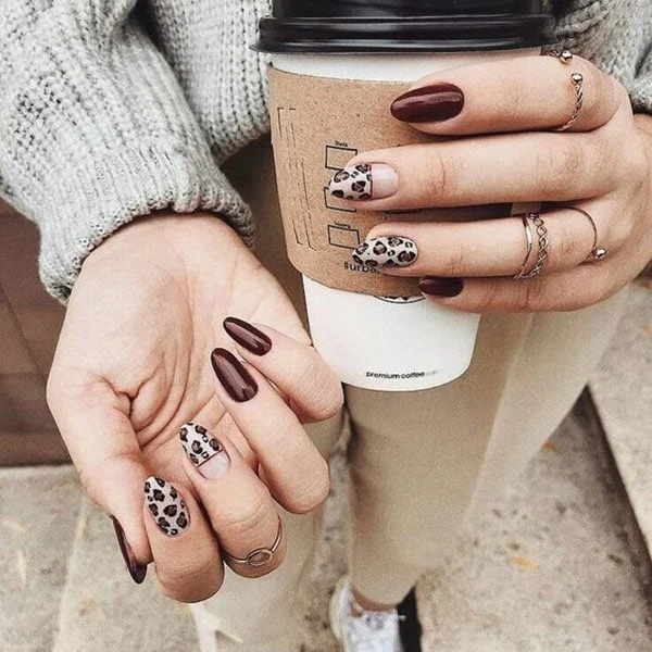 Leopard-Nails