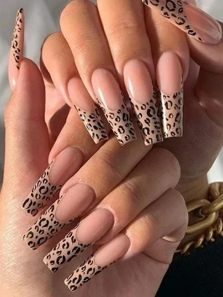 Leopard-Print-Manicure