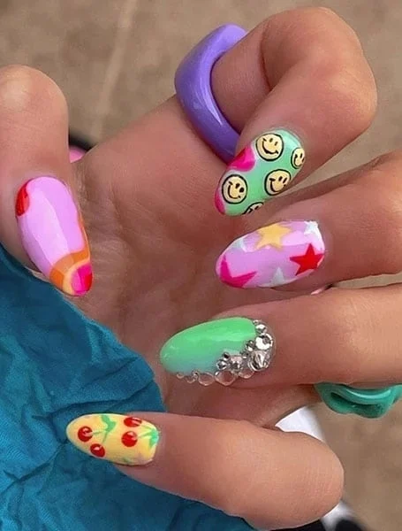 Mismatched-Designs_Nail-Ideas__mmaxinewylde-1