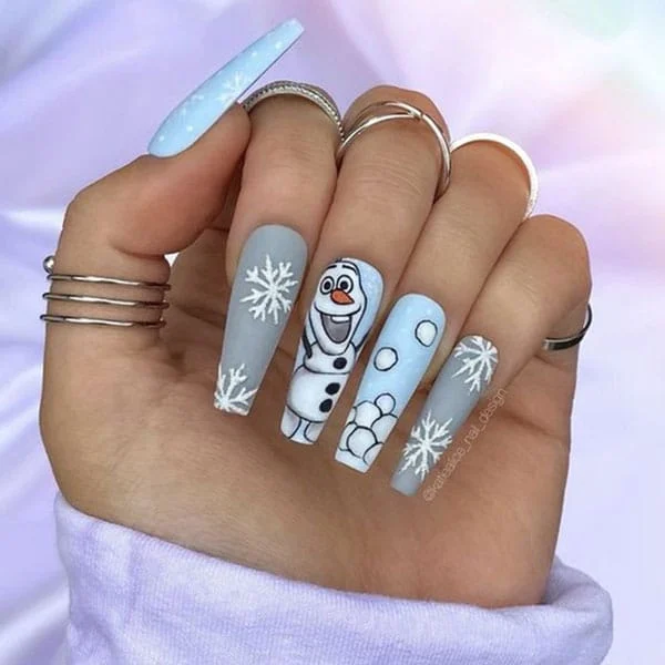 Olaf-Christmas-Nails