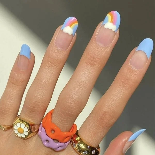 Rainbow-Tips_Nail-Ideas_laurenladnier