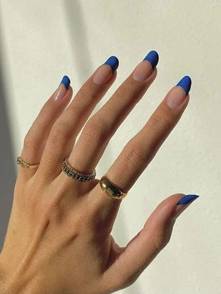 Royal-Blue-French-Tip-Nails