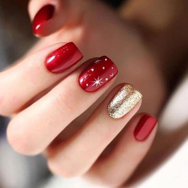 Short-Christmas-Nail