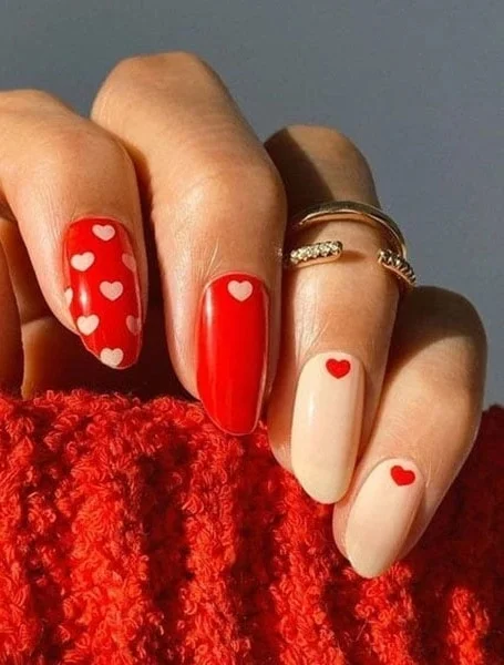 Valentines-Day-Nails-1