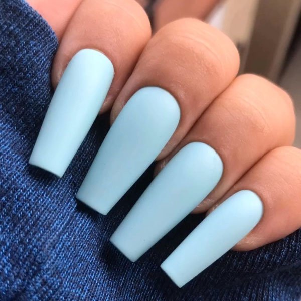 Creamy Blue Nails