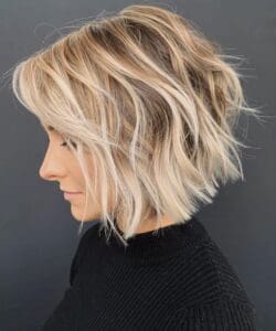 Latest Wavy Bob Haircuts Women - Short Bob Hairstyles