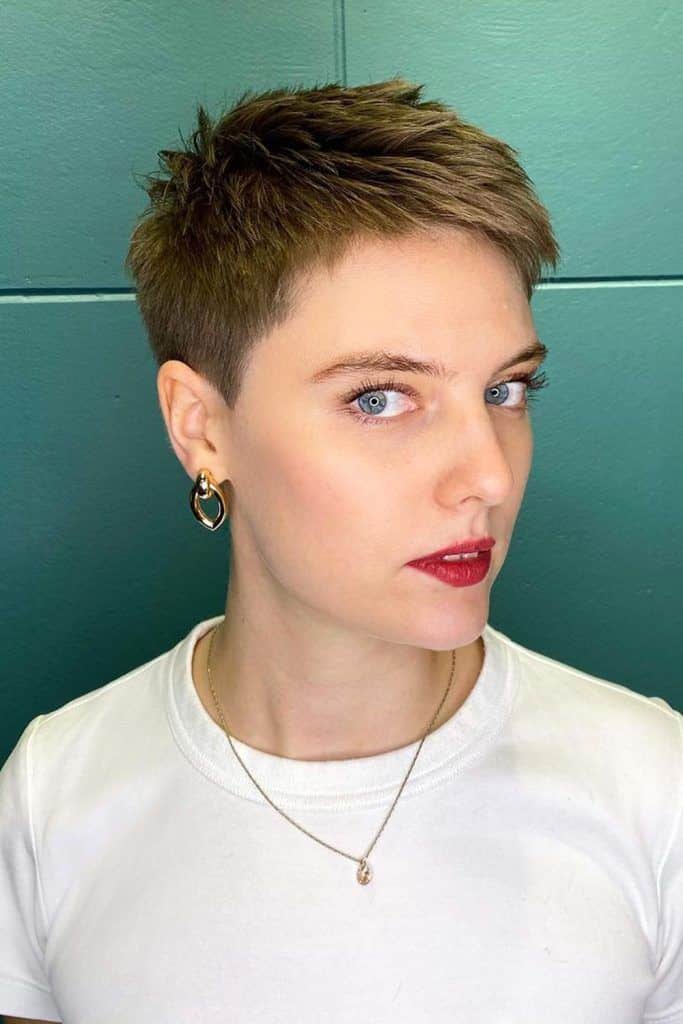11 Shaggy and Textured Female Pixie Haircut Designs