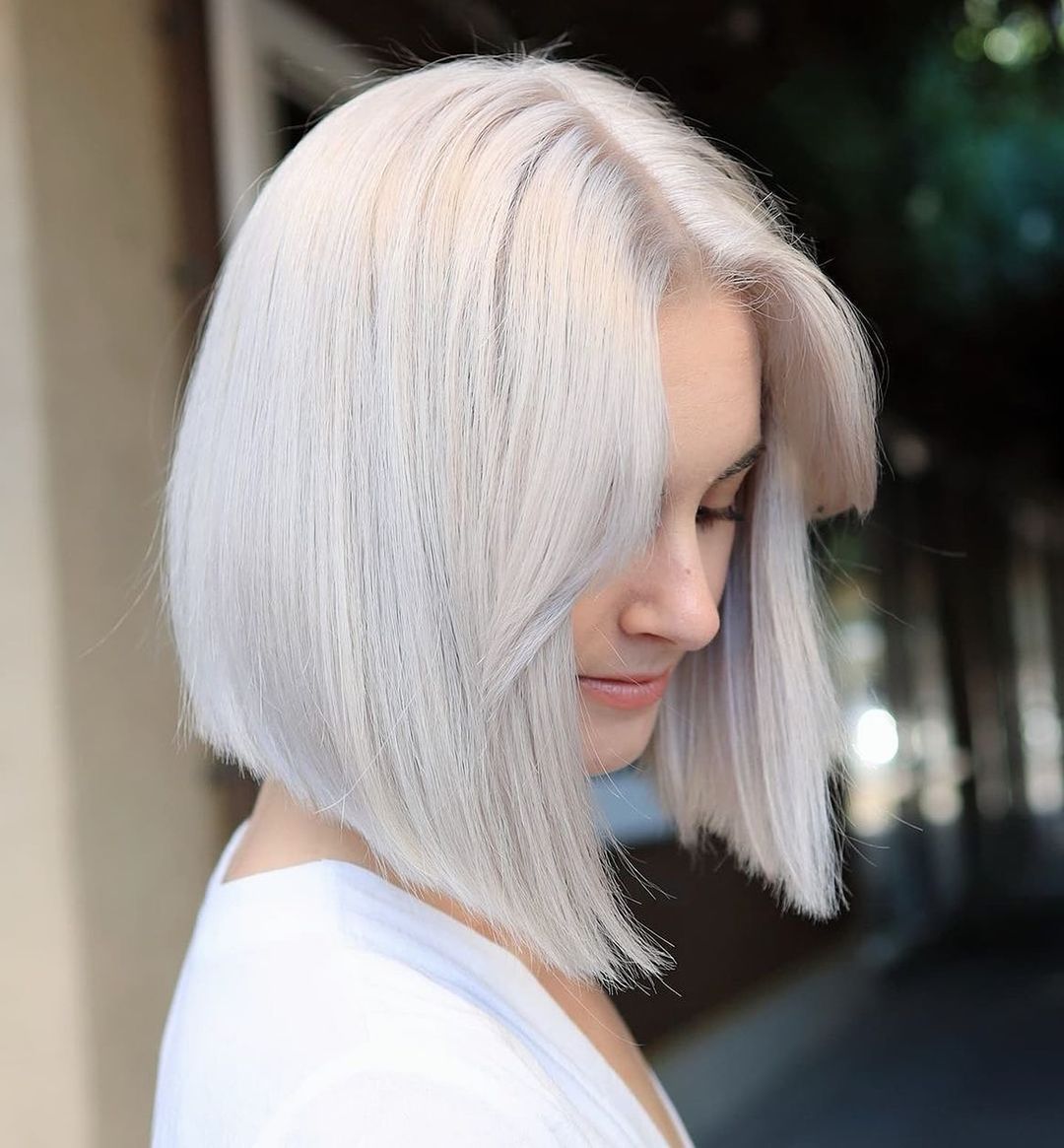 Cute Short Haircuts with Subtle Balayage